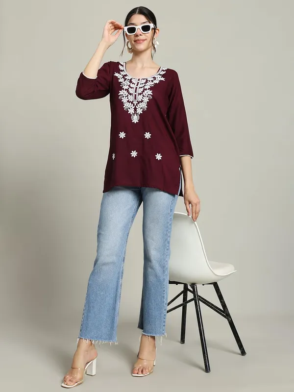 Maroon_Cotton_Straight_Fit_Embroidered_Short_Kurti_For_Women