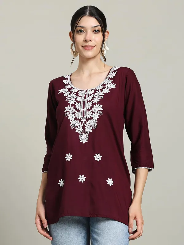 Maroon_Cotton_Straight_Fit_Embroidered_Short_Kurti_For_Women