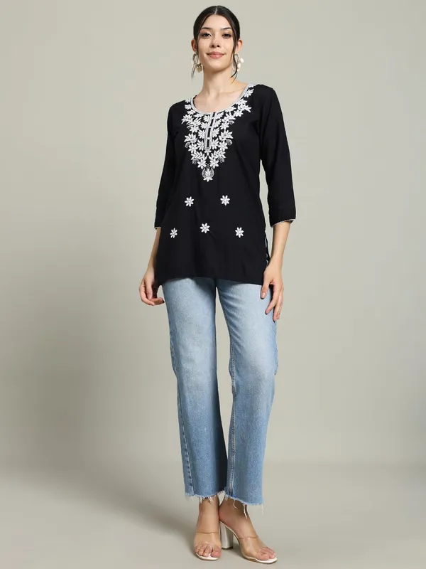 Black_Cotton_Straight_Fit_Embroidered_Short_Kurti_For_Women