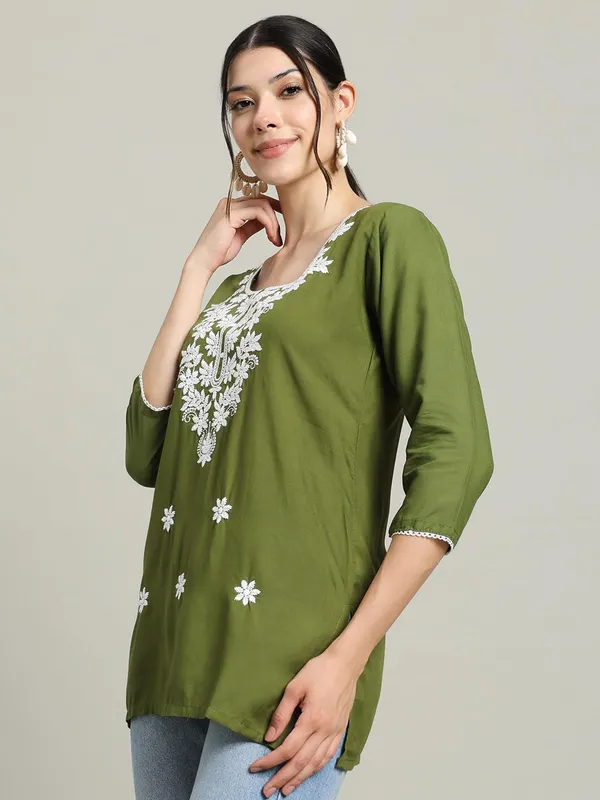 Light_Green_Cotton_Straight_Fit_Embroidered_Short_Kurti_For_Women