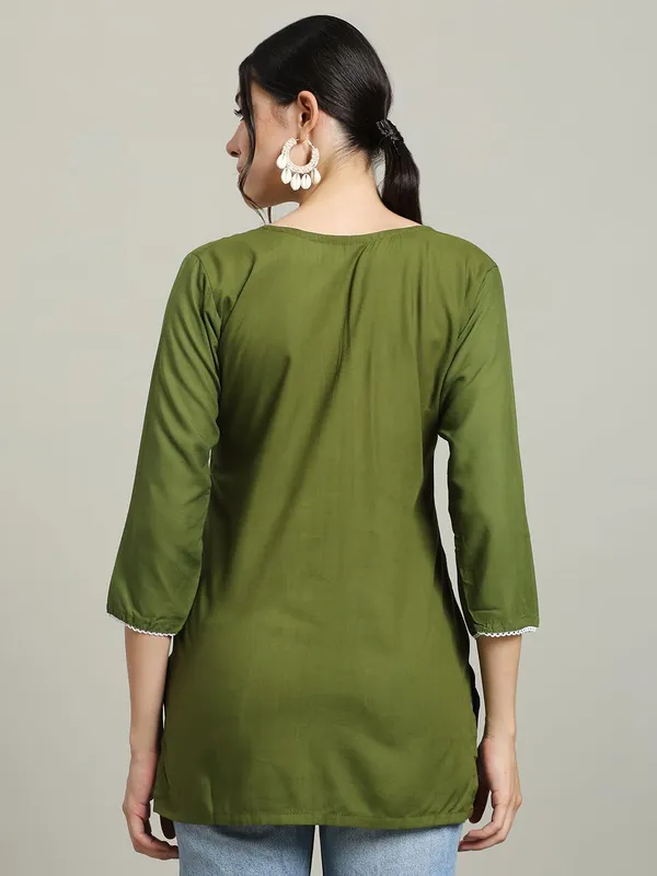 Light_Green_Cotton_Straight_Fit_Embroidered_Short_Kurti_For_Women