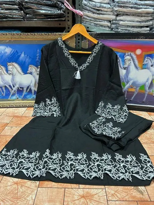 Black_Embroidered_Cotton_Co-Ord_Set_For_Women