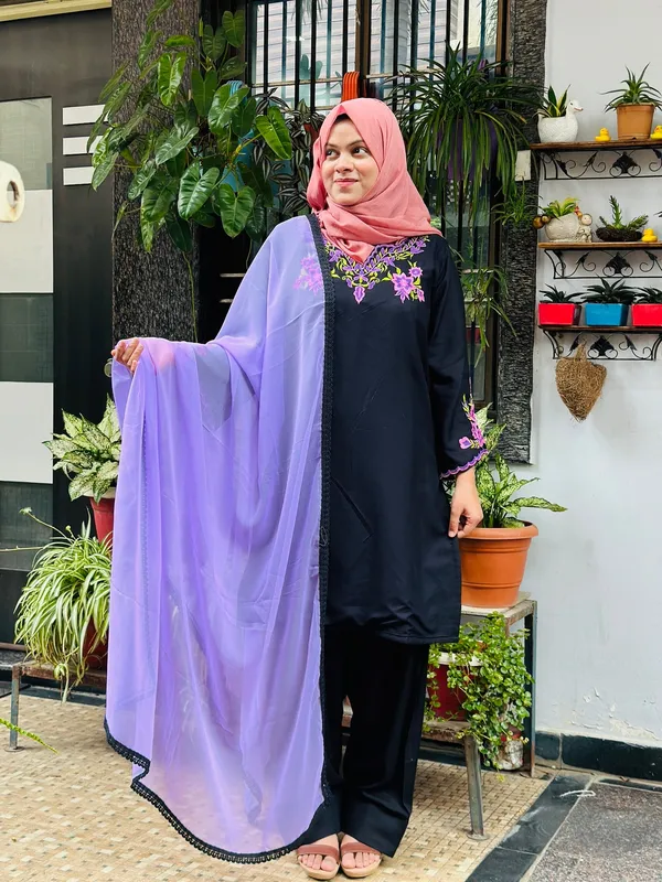 Black_Premium_Silk_Kurti_With_Pant_And_Dupatta_Set_For_Women