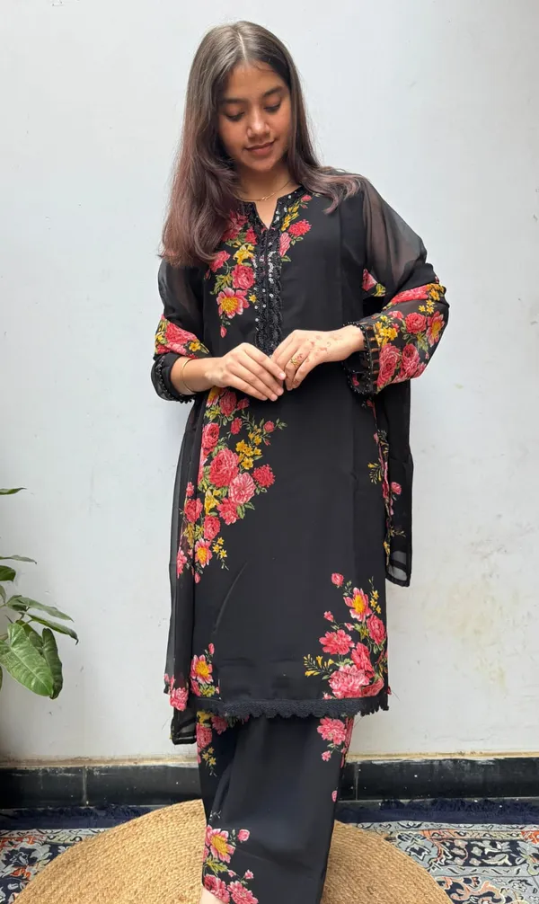Black_Premium_Georgette_Kurti_With_Pant_And_Dupatta_Set_For_Women