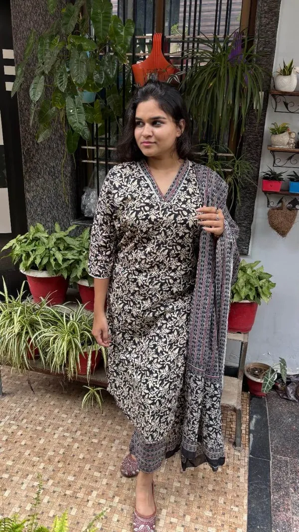 Black_Premium_Cotton_Co-Ord_Set_For_Women