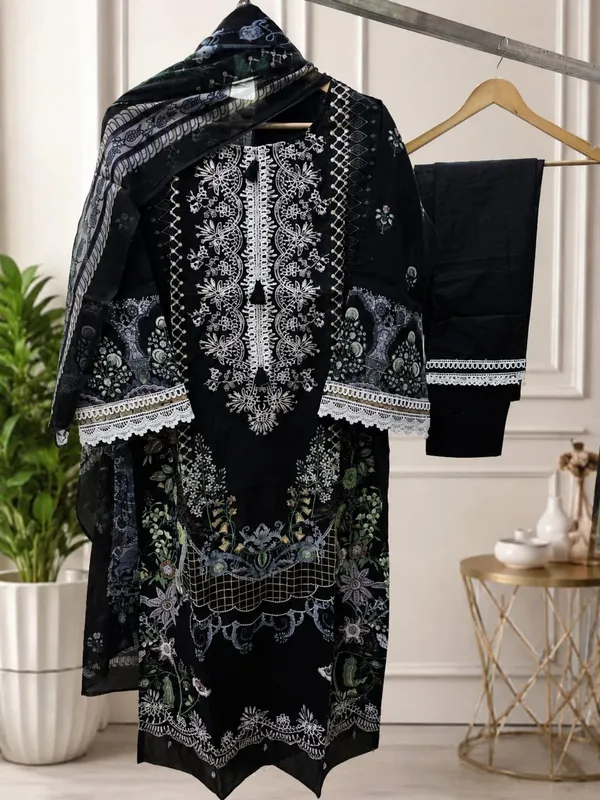 Black_Premium_Cotton_Kurti_With_Pant_And_Dupatta_Set_For_Women