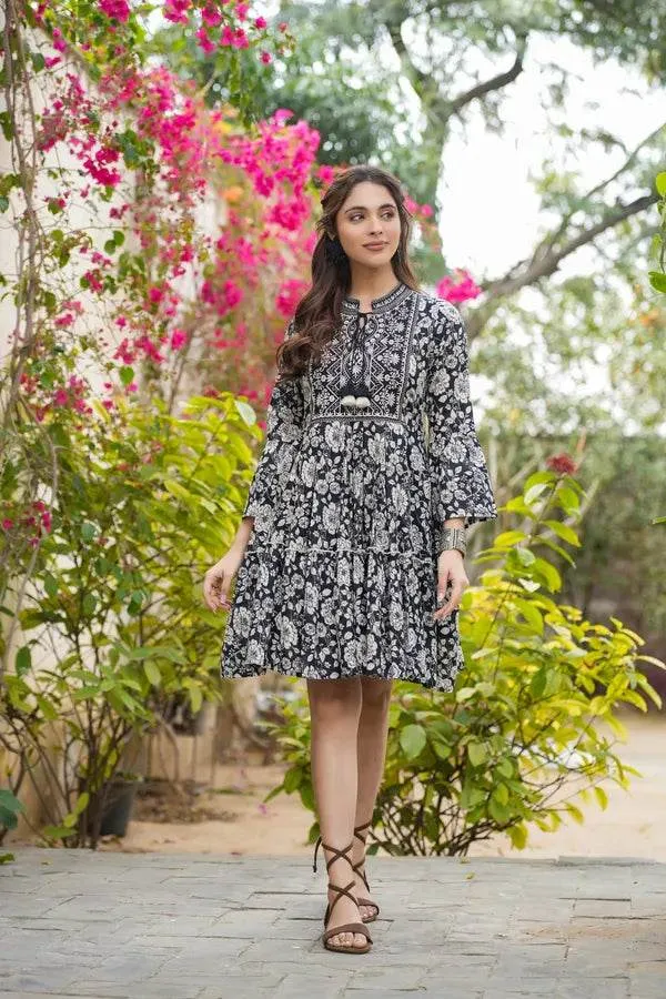 Black_Premium_Cotton_Tunic_For_Women