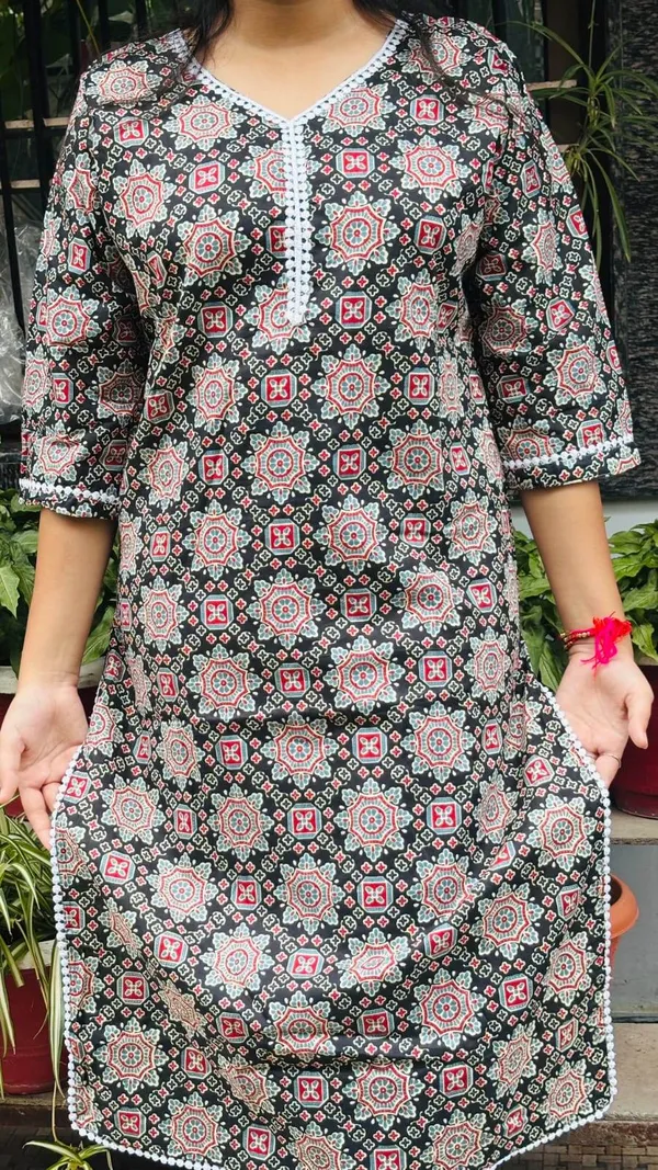 Black_And_Multicolor_Premium_Cotton_Kurti_For_Women