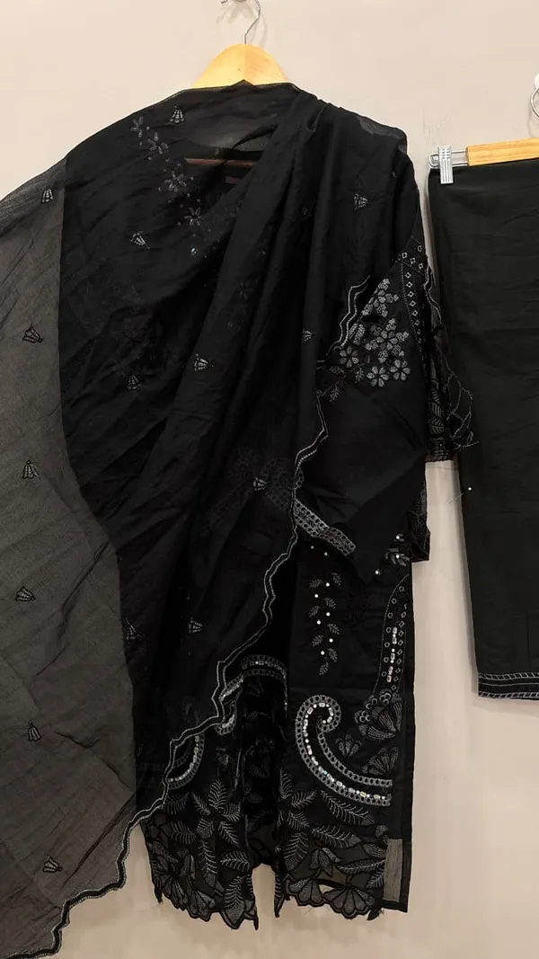 Black_Premium_Rayon_Kurti_With_Pant_And_Dupatta_Set_For_Women