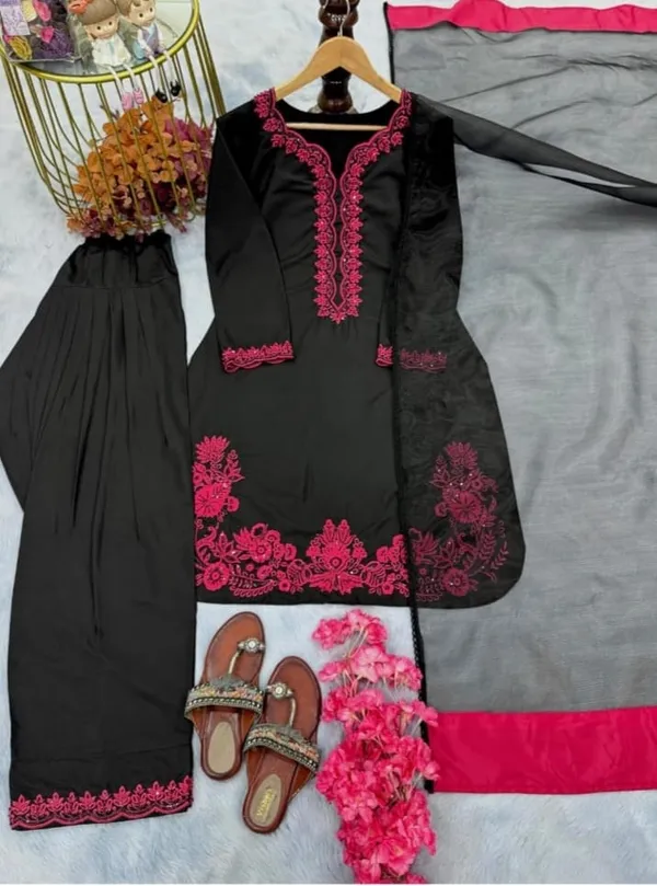 Black_And_Pink_Premium_Georgette_Kurti_With_Pant_And_Dupatta_Set_For_Women