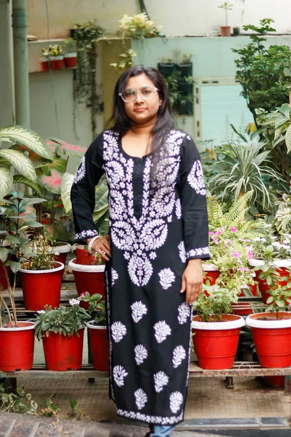 Black_Premium_Cotton_Chikankari_Kurti_For_Women