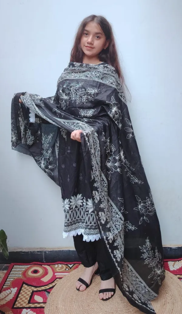 Black_white_cotton_lawn_Kurti_Set