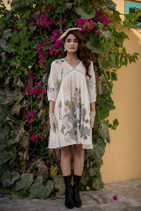 White_Premium_Cotton_Tunic_For_Women