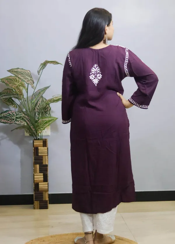 elegant_rayon_Chikankari_kurti_embroidery.