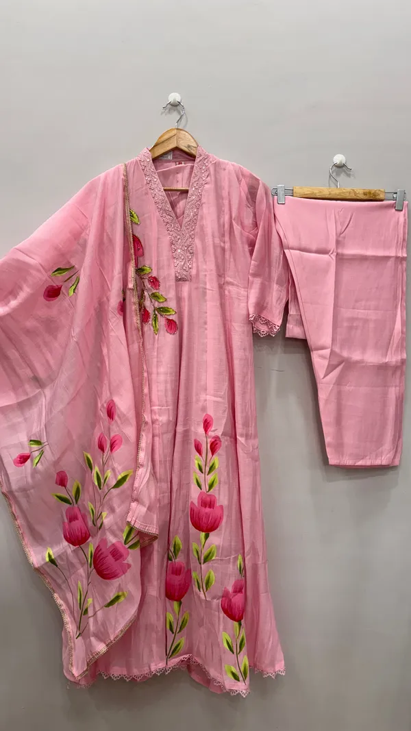 Pink_Premium_Rayon_Kurti_With_Pant_And_Dupatta_Set_For_Women
