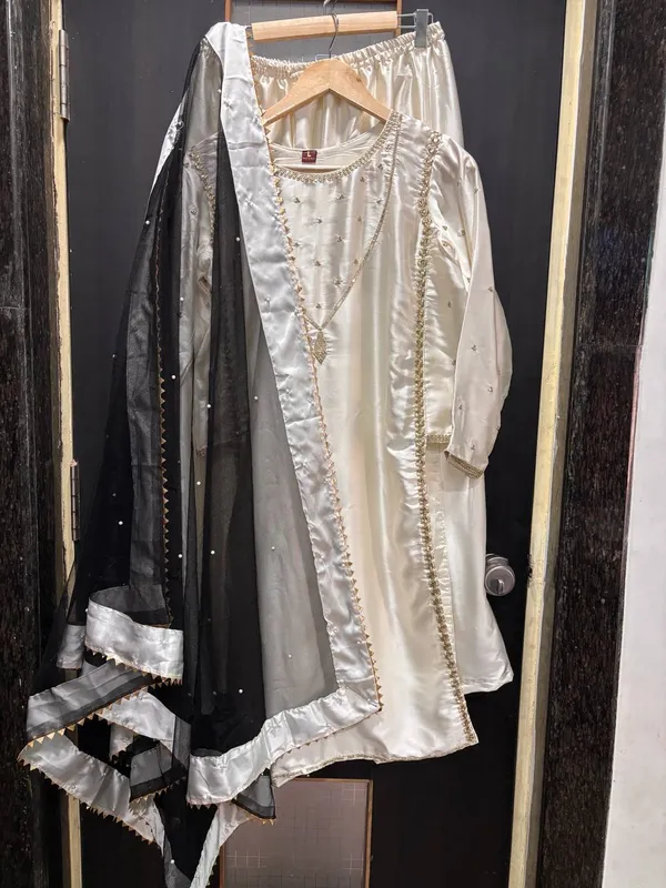 Ivory_And_Black_Premium_Silk_Kurti_With_Pant_And_Dupatta_Set_For_Women