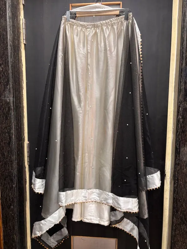 Ivory_And_Black_Premium_Silk_Kurti_With_Pant_And_Dupatta_Set_For_Women
