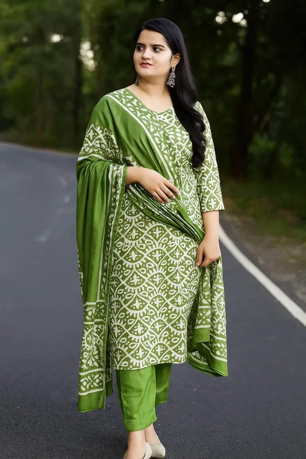 Green_Premium_Cotton_Kurti_With_Pant_And_Dupatta_Set_For_Women