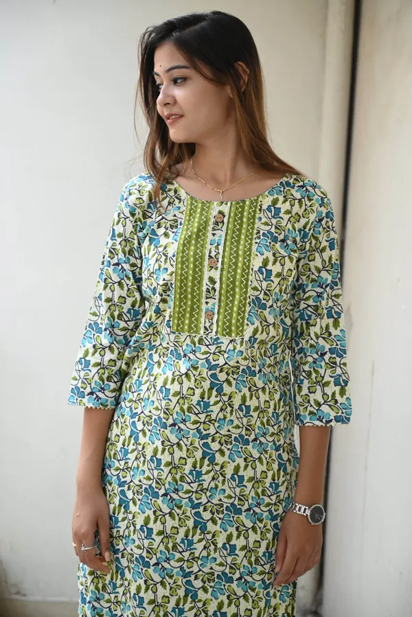 Green_cotton_Jaipuri_print_kurti_pant_set_for_women