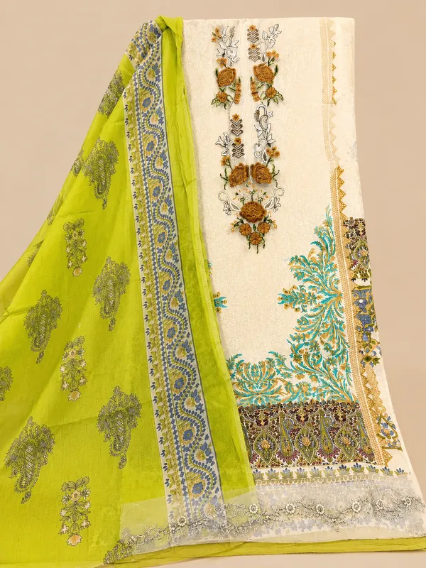 Gulnaar_green_creem_unstitched_suit