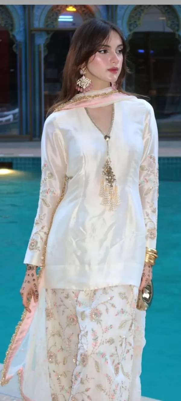 Ivory_Embroidered_Farsi_Kurta_Set_with_Dupatta