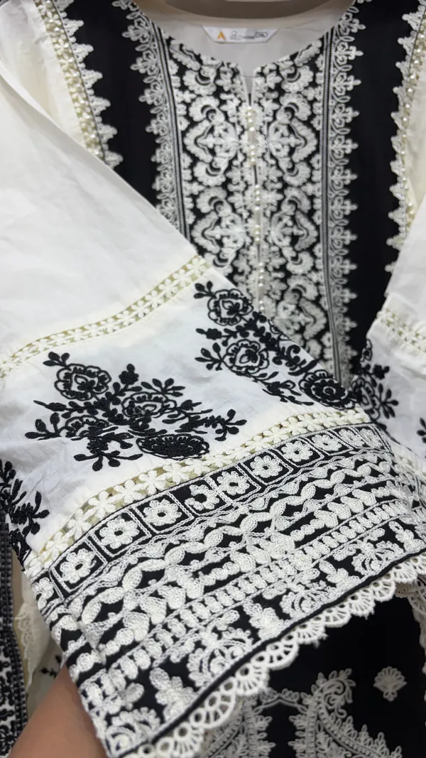 Ivory_Black_Embroidered_3-Piece_Suit_Set_ÃƒÂ¢Ã…â€œÃ‚Â¨