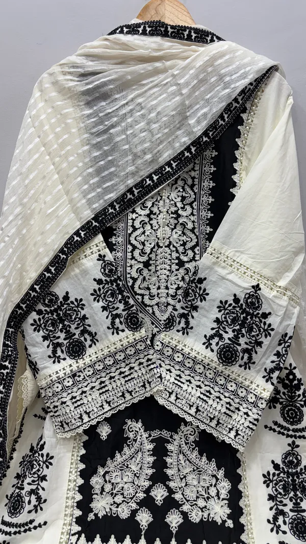 Ivory_And_Black_Premium_Rayon_Kurti_With_Pant_And_Dupatta_Set_For_Women