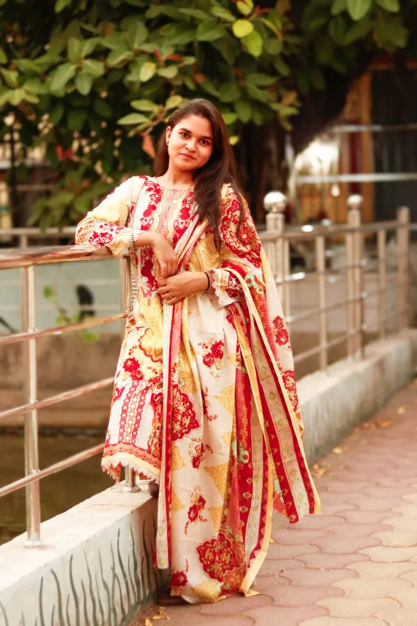 Saffron_And_Pink_Premium_Cotton_Kurti_With_Pant_And_Dupatta_Set_For_Women