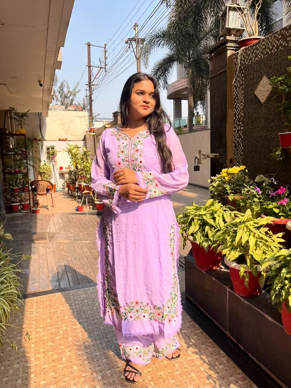 Lavender_Premium_Georgette_Kurti_With_Pant_And_Dupatta_Set_For_Women
