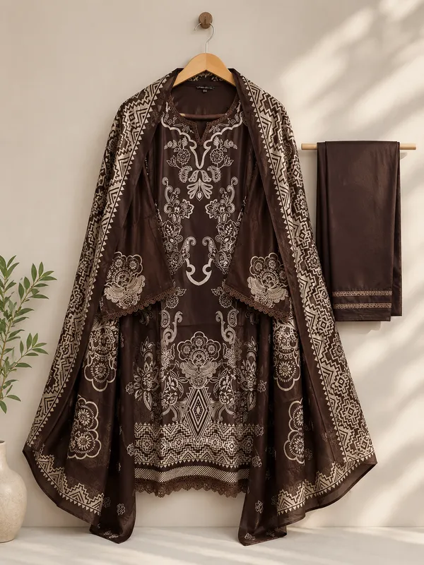 Cocoa_Brown_Premium_Cotton_Kurti_With_Pant_And_Dupatta_Set_For_Women