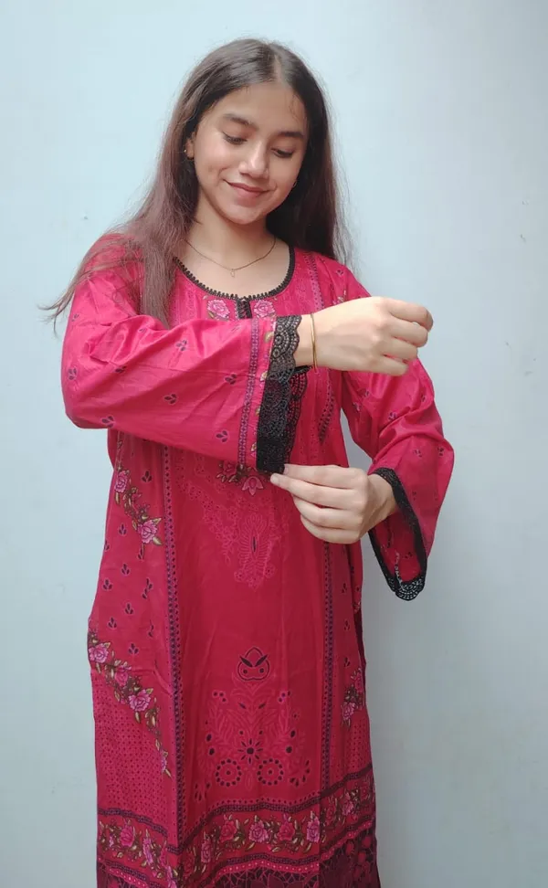 Maroon_Premium_Cotton_Kurti_With_Pant_And_Dupatta_Set_For_Women
