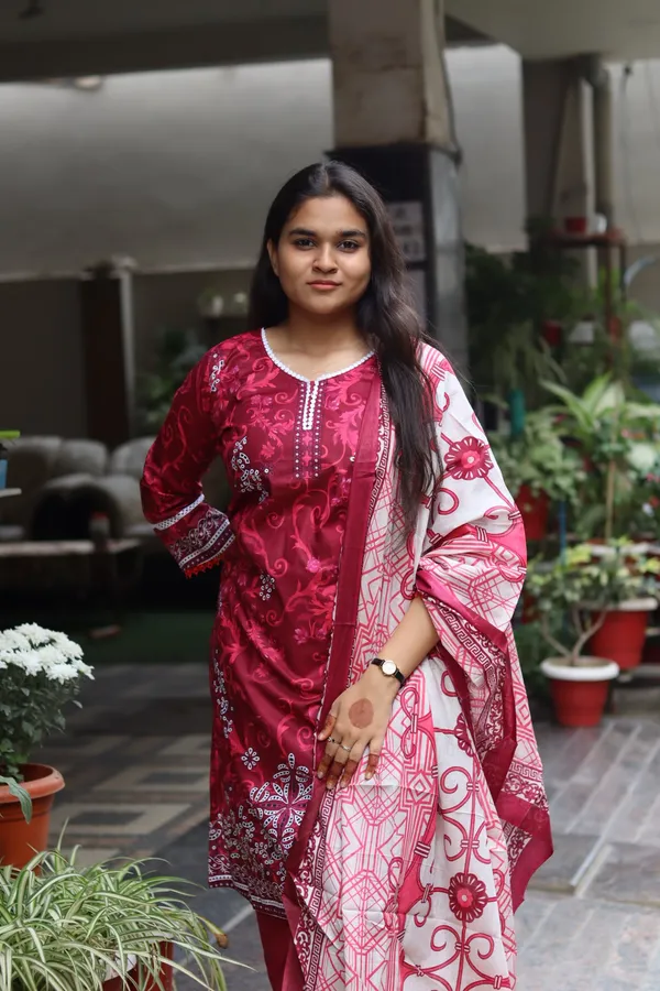 Maroon_Premium_Cotton_Kurti_With_Pant_And_Dupatta_Set_For_Women