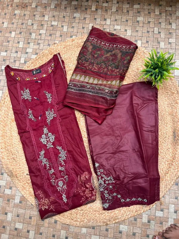 Maroon_Premium_Cotton_Kurti_With_Pant_And_Dupatta_Set_For_Women