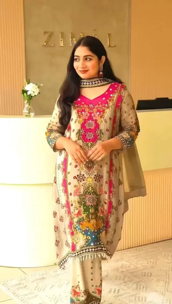 Multicolor_Heavy_Embroidered_Kurti_Set