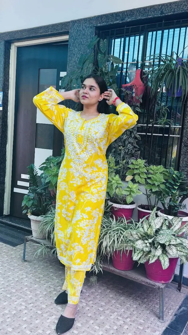 Mustard_And_Yellow_Premium_Cotton_Kurti_Pant_For_Women