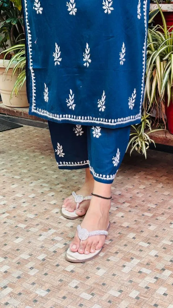Navy_blue_chikankari_Kurti_Pant