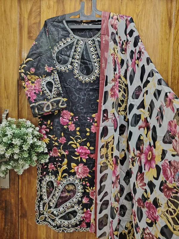 Black_Premium_Polyester_Kurti_With_Pant_And_Dupatta_Set_For_Women