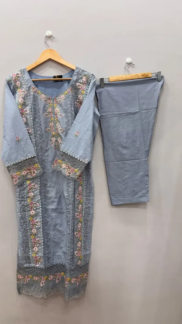Grey_Premium_Rayon_Kurti_With_Pant_And_Dupatta_Set_For_Women