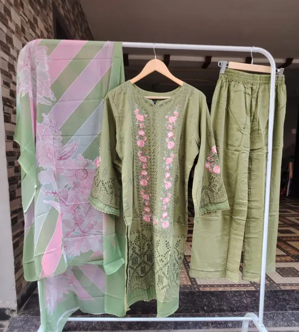 Olive_Green_Premium_Rayon_Kurti_With_Pant_And_Dupatta_Set_For_Women