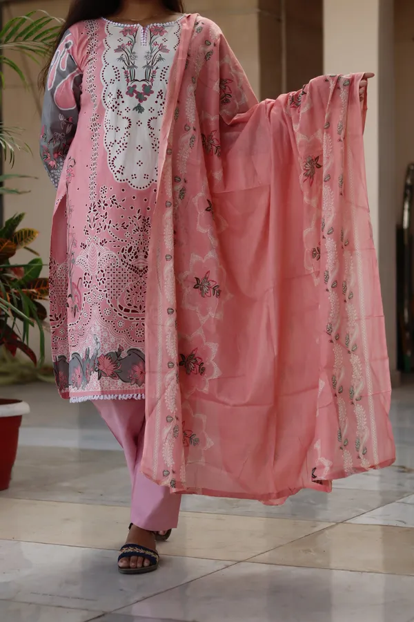 Peach_Premium_Cotton_Kurti_With_Pant_And_Dupatta_Set_For_Women