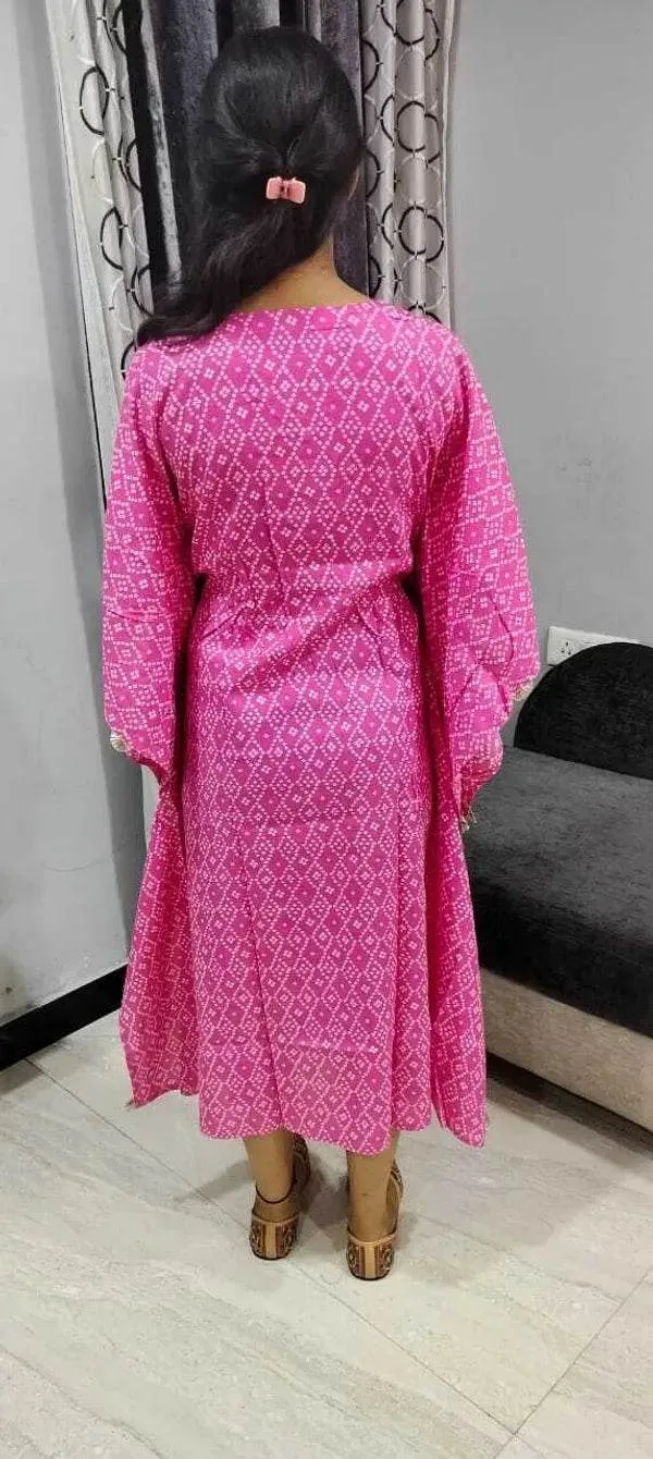 Pink_And_White_Premium_Rayon_Kurti_For_Women