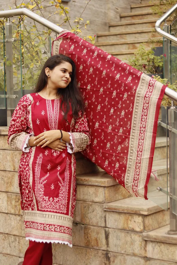 Red_Premium_Cotton_Kurti_With_Pant_And_Dupatta_Set_For_Women
