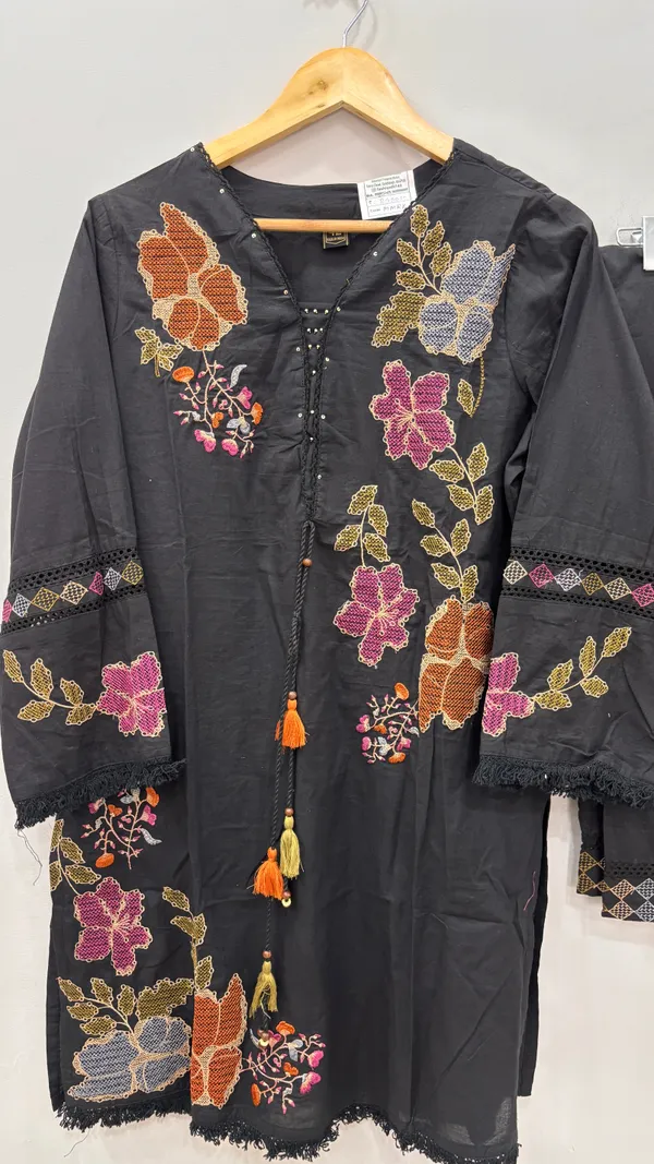 Black_Premium_Rayon_Kurti_With_Pant_And_Dupatta_Set_For_Women
