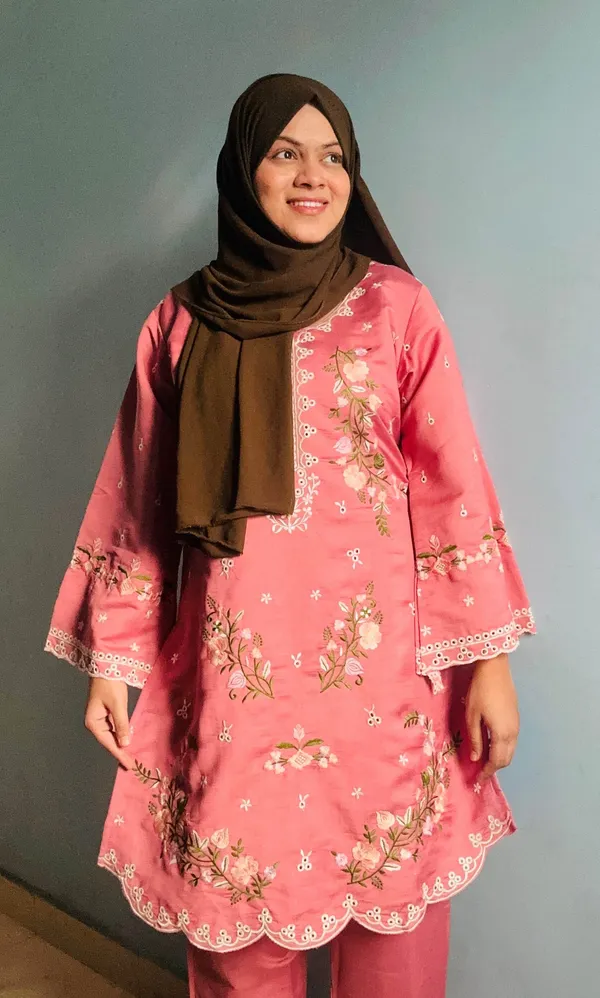 Rose_pink_Bloom_Embroidered_Pakistani_Cord_Set_🌸
