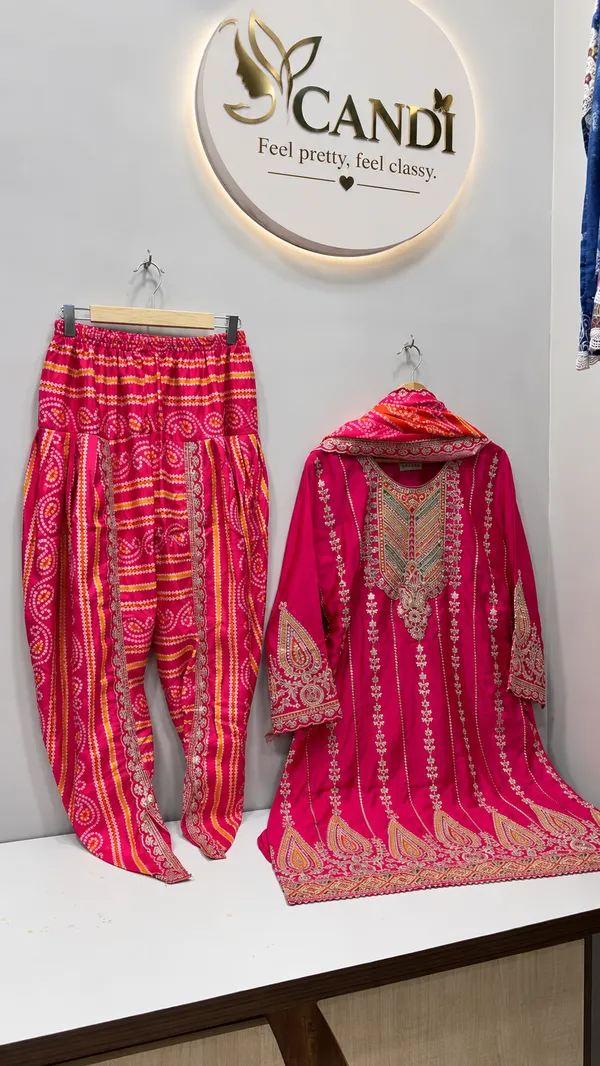 Fuchsia_Pink_Premium_Rayon_Kurti_With_Pant_And_Dupatta_Set_For_Women