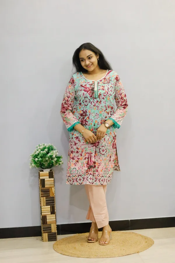 Sea_Green_Premium_Cotton_Kurti_With_Pant_And_Dupatta_Set_For_Women