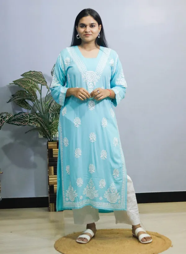 Sky_Blue_Rose_desine_Embroidered_Chikankari_Kurti.