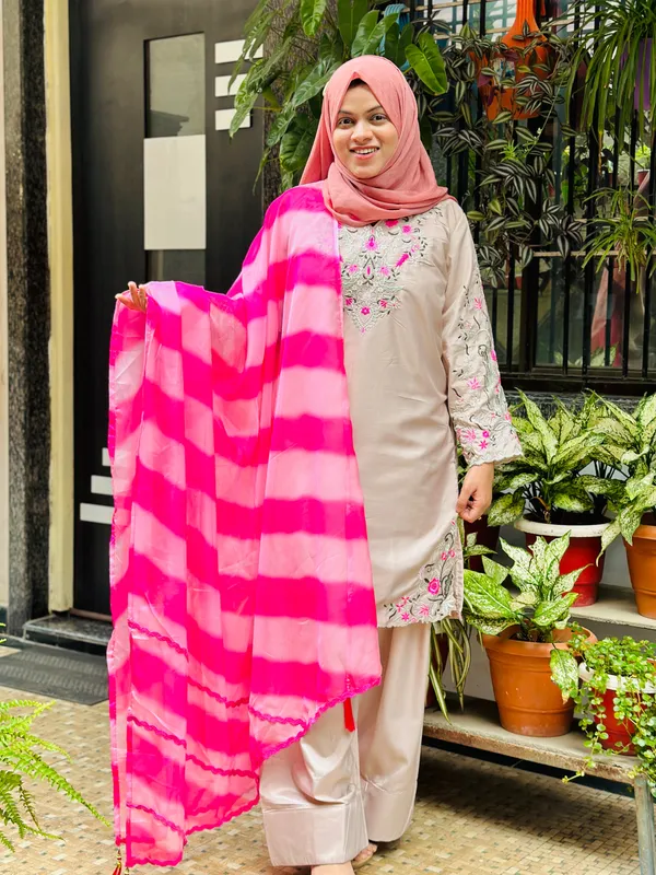 Beige_And_Pink_Premium_Silk_Kurti_With_Pant_And_Dupatta_Set_For_Women