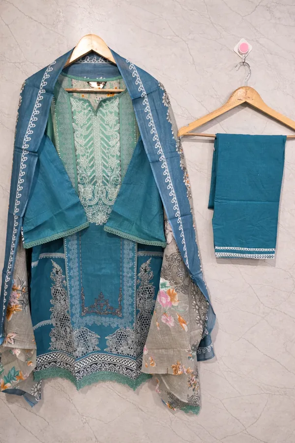 Teal_And_Green_Premium_Cotton_Kurti_With_Pant_And_Dupatta_Set_For_Women