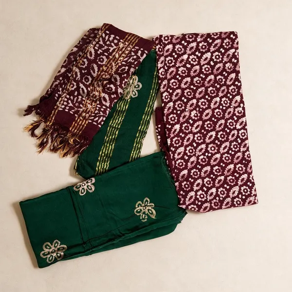 Maroon_And_Green_Premium_Cotton_Unstitched_Suit_With_Dupatta_For_Women